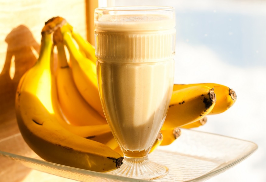 Banana-Smoothies-Recipe-Simple-Easy-and-Delicious